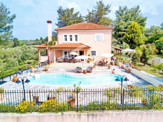 Βίλλα 300 τ.μ. για πώληση, Χαλκιδική, Κασσάνδρα