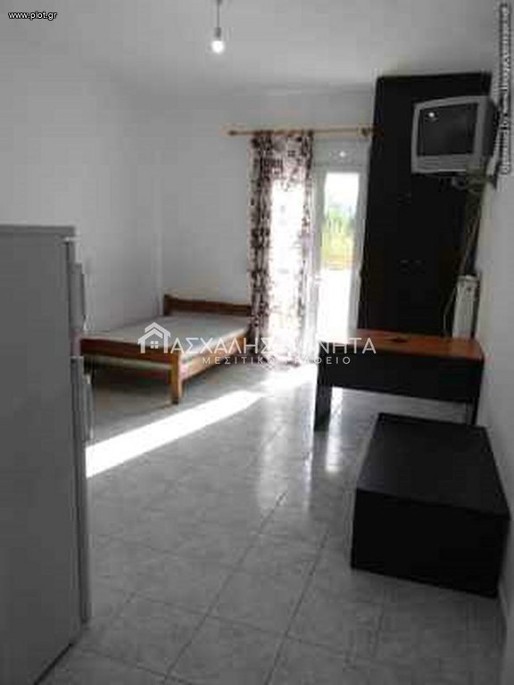 Studio / γκαρσονιέρα 30 τ.μ. προς ενοικίαση, Εσταυρωμένος