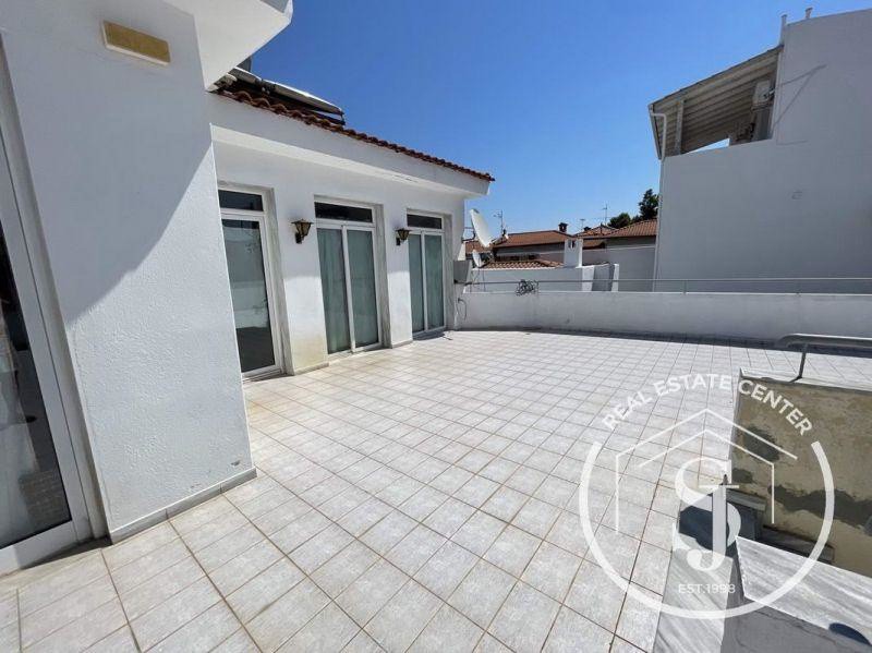 Κτίριο 440 τ.μ. προς πώληση, Πευκοχώρι
