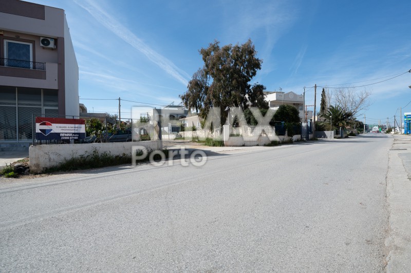 Οικόπεδο 630 τ.μ. πρός πώληση, Αθήνα - Ανατολικά Προάστια, Αρτέμιδα (λούτσα)