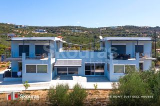 Μονοκατοικία 237 τ.μ. προς πώληση, Γιάλοβα-thumb-1