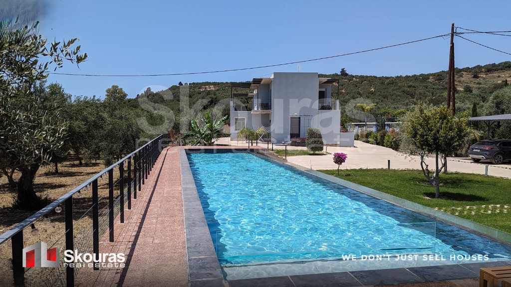 Μονοκατοικία 237 τ.μ. προς πώληση, Γιάλοβα