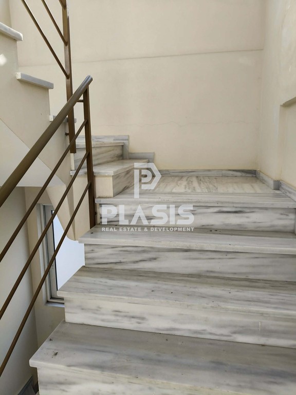 Γραφείο 15 τ.μ. πρός ενοικίαση, Αθήνα - Ανατολικά Προάστια, Μαραθώνας
