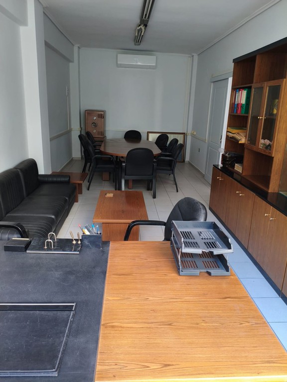 Office 85 sqm for rent, Piraeus, Terpsithea