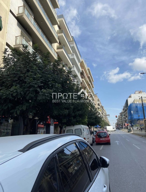 Κατάστημα 124 τ.μ. πρός πώληση, Πειραιάς - Προάστια, Άγιος Ιωάννης Ρέντης