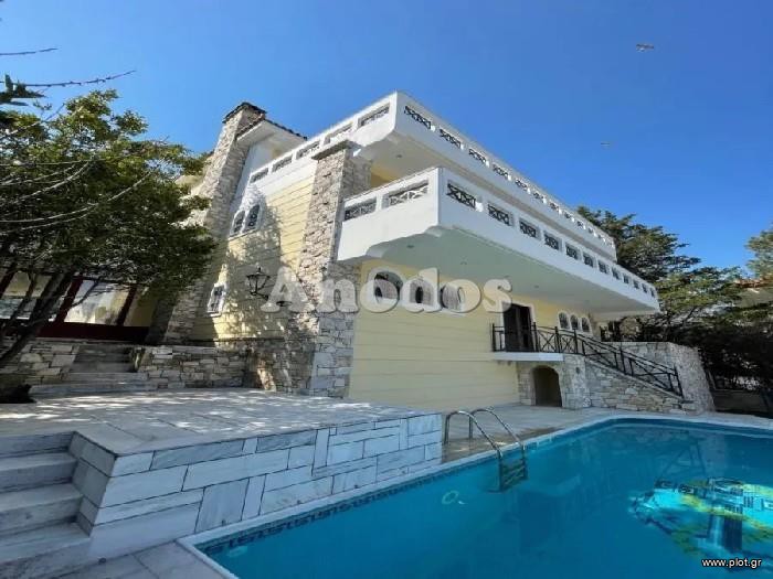Μονοκατοικία 335 τ.μ. προς ενοικίαση, Αθήνα - Βόρεια Προάστια, Κηφισιά