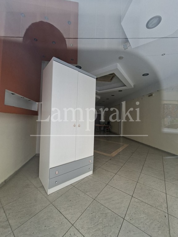 Κατάστημα 74 τ.μ. προς ενοικίαση, Φάληρο