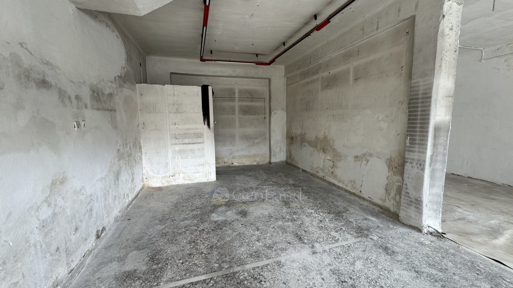 Store 80 sqm for rent, Messinia, Kalamata