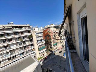 Studio / γκαρσονιέρα 50 τ.μ. για πώληση, Θεσσαλονίκη - Κέντρο, Καμάρα-thumb-2