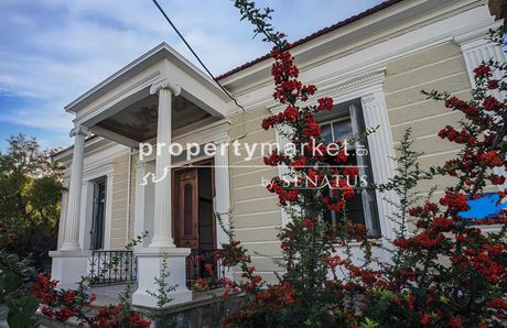 Detached home 265 sqm for sale