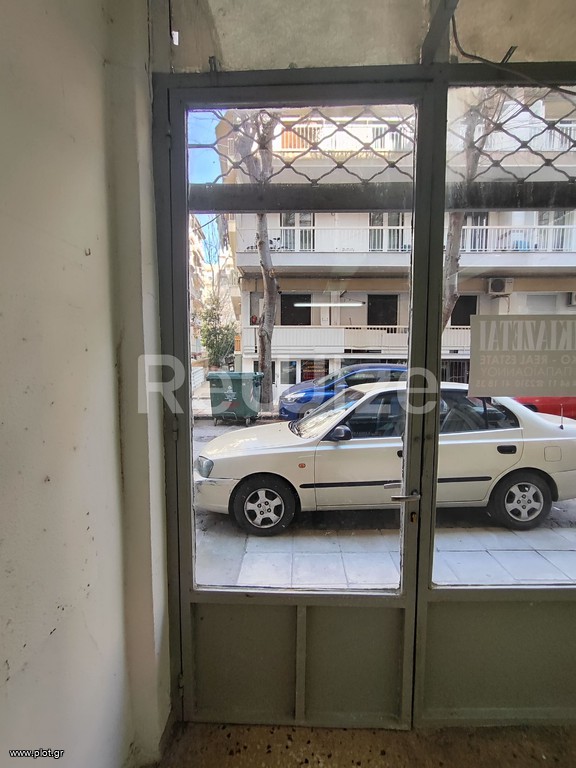 Κατάστημα 30 τ.μ. προς ενοικίαση, Μαρτίου