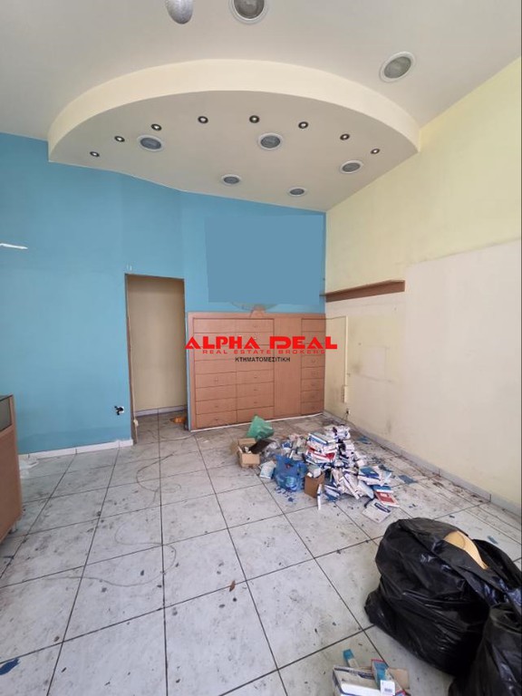 Κατάστημα 120 τ.μ. πρός ενοικίαση, Πειραιάς - Προάστια, Κερατσίνι