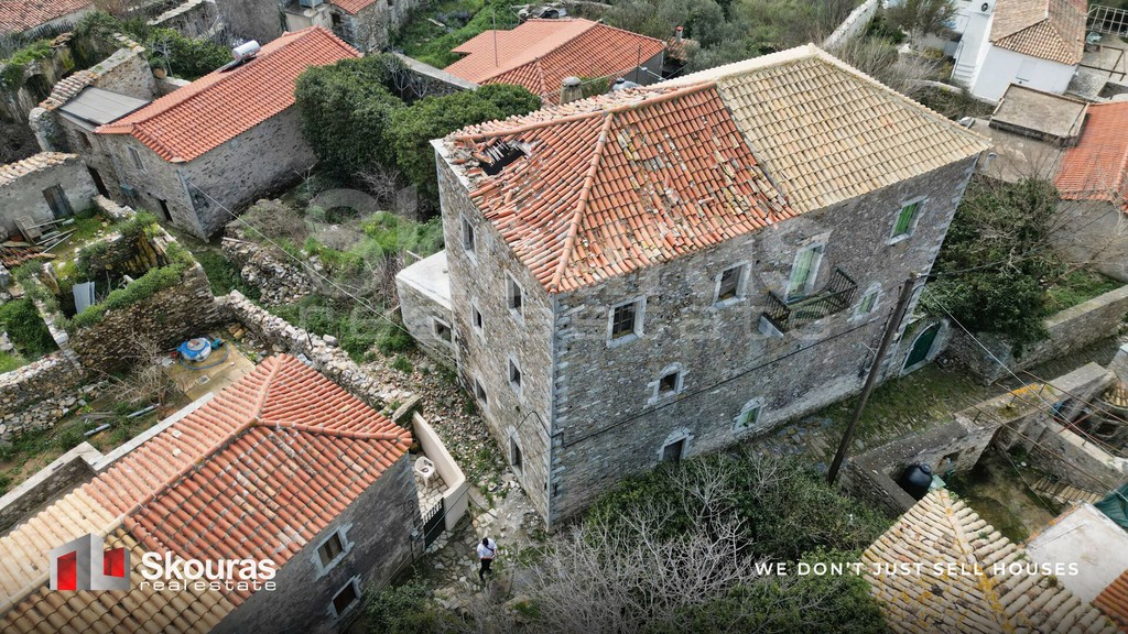 Μονοκατοικία 175 τ.μ. προς πώληση, Θαλάμες