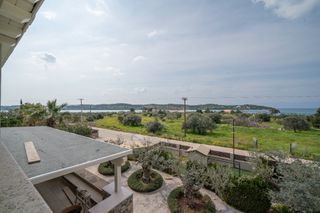 Βίλλα 650 τ.μ. για πώληση