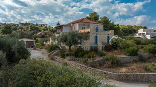 Μονοκατοικία 195 τ.μ. για πώληση