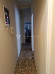 Διαμέρισμα 70 τ.μ. για πώληση, Πειραιάς, Αγία Σοφία-thumb-9