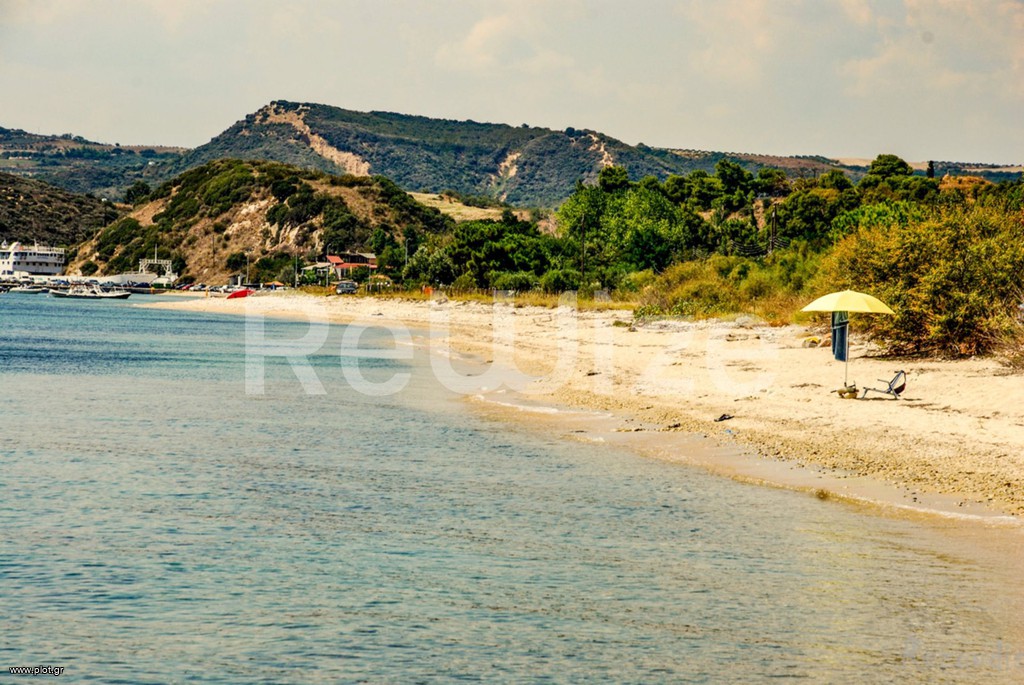 Αγροτεμάχια 4.500 τ.μ. προς πώληση, Ιερισσός