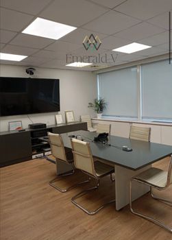 Office 353 sqm for sale