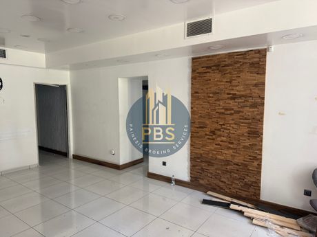 Store 200 sqm for rent