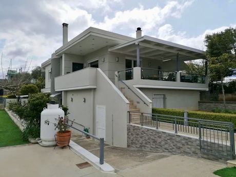 Detached home 205 sqm for sale