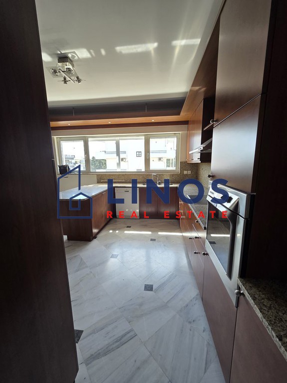 Διαμέρισμα 200 τ.μ. πρός ενοικίαση, Αθήνα - Νότια Προάστια, Γλυφάδα