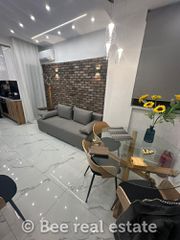Studio / γκαρσονιέρα 40 τ.μ. για ενοικίαση, Θεσσαλονίκη - Κέντρο, Καμάρα-thumb-1