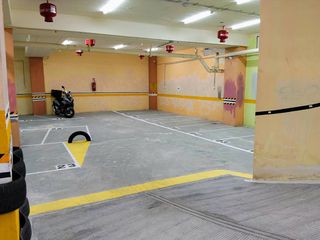 Θέσεις στάθμευσης Μοτοσικλετών με το μήνα-thumb-10