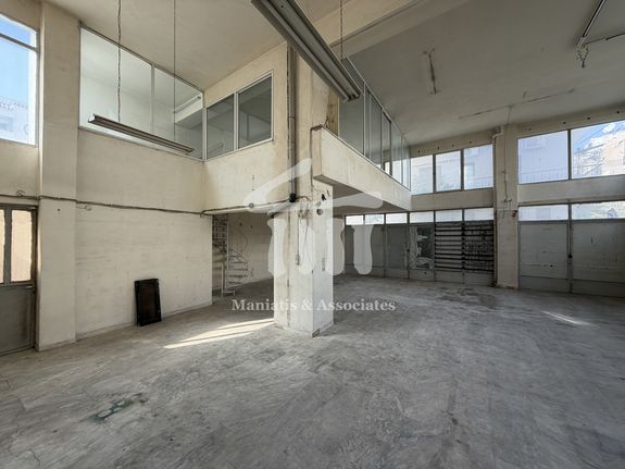 Κατάστημα 176 τ.μ. προς ενοικίαση