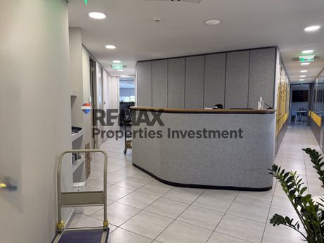 Office 710 sqm for rent