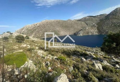 Parcel 8.900 sqm for sale