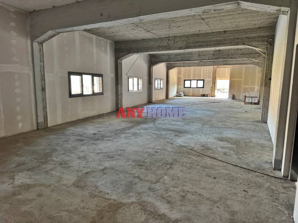 Επιχειρηματικό κτίριο 1.000 τ.μ. προς ενοικίαση, Mediterranean Cosmos