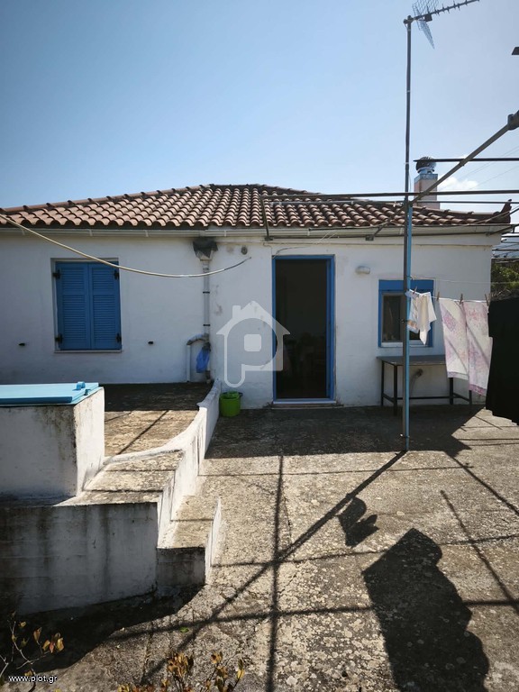 Μονοκατοικία 3.000 τ.μ. πρός πώληση, Ν. Κεφαλονιάς, Ιθάκη