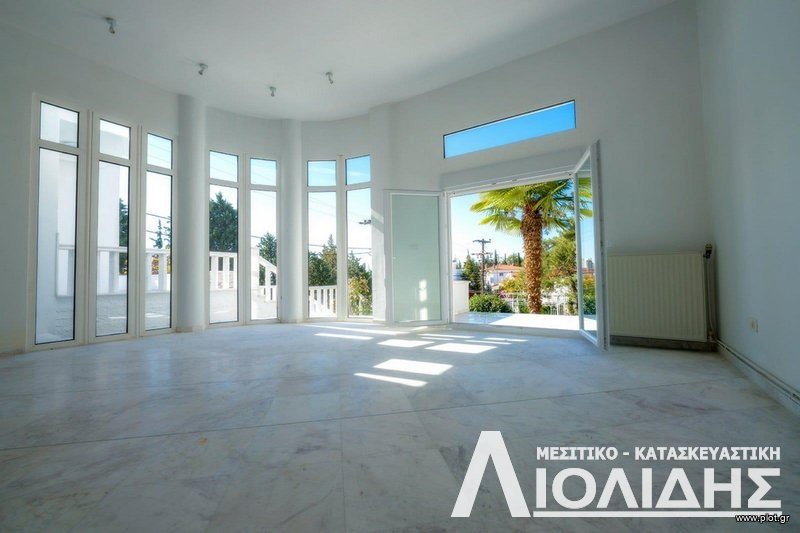 Μεζονέτα 630 τ.μ. προς πώληση, Ωραιόκαστρο
