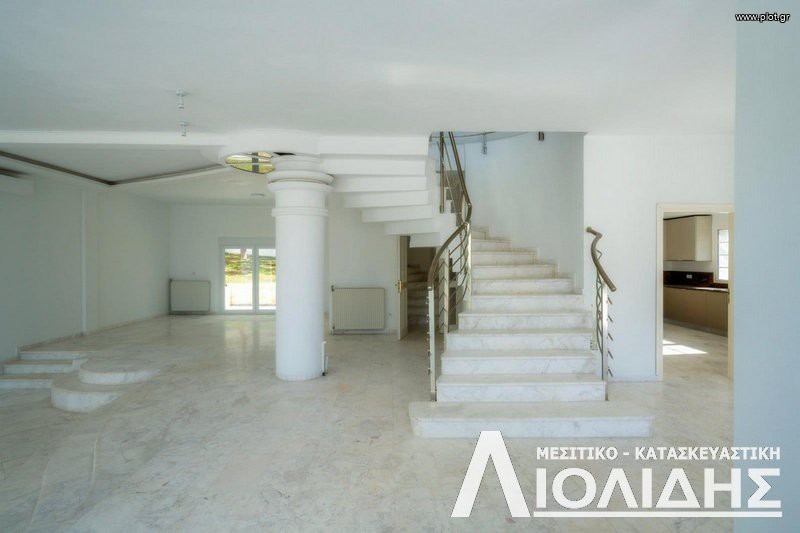 Μεζονέτα 630 τ.μ. προς πώληση, Ωραιόκαστρο