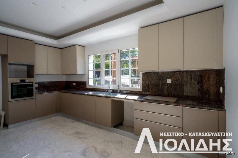 Μεζονέτα 630 τ.μ. προς πώληση, Ωραιόκαστρο
