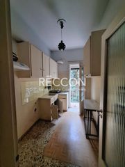 Studio / γκαρσονιέρα 31 τ.μ. προς πώληση, Hilton-thumb-8
