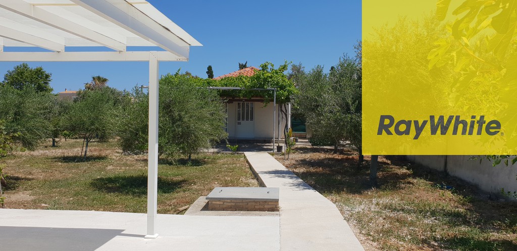 Βίλλα 530 τ.μ. πρός πώληση, Κορινθία, Σικυώνα