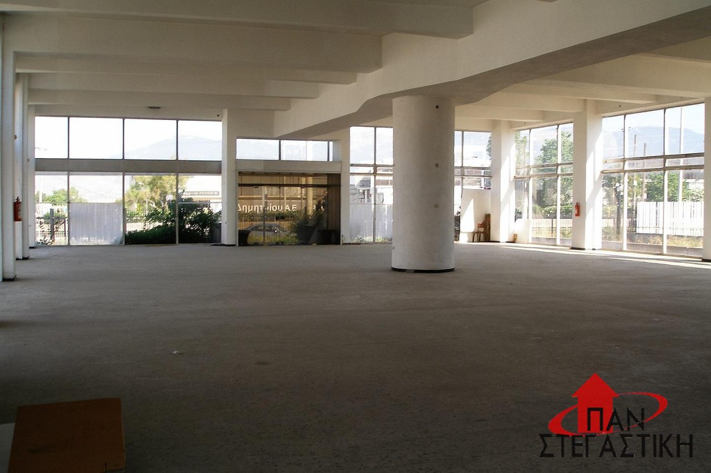 Επιχειρηματικό κτίριο 2.560 τ.μ. πρός πώληση, Αθήνα - Δυτικά Προάστια, Μεταμόρφωση
