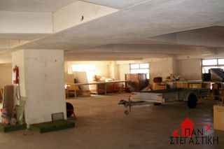Business bulding 2.560 sqm for sale