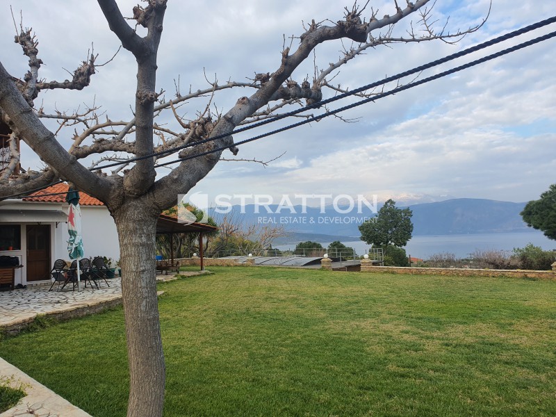 Βίλλα 335 τ.μ. πρός πώληση, Φωκίδα, Γαλαξίδι