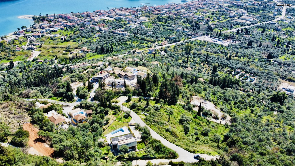 Οικόπεδο 787 τ.μ. πρός πώληση, Ν. Λευκάδας, Μεγανήσι