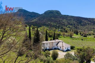 Συγκρότημα διαμερισμάτων 230 τ.μ. για πώληση