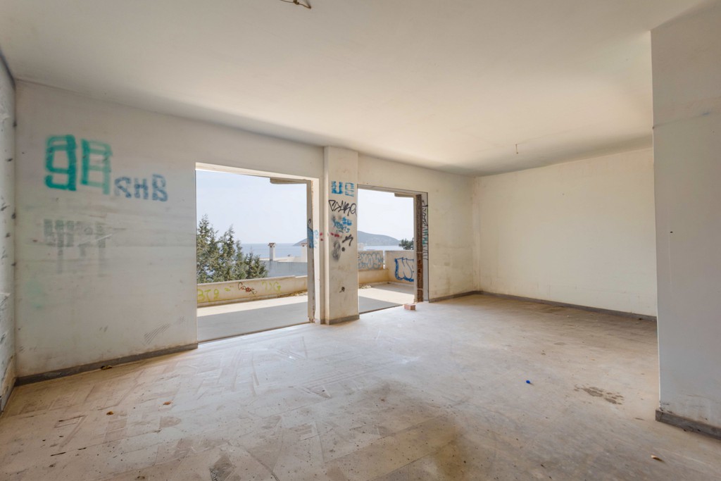 Συγκρότημα διαμερισμάτων 3.600 τ.μ. πρός πώληση, Αττική - Υπόλοιπο, Μαρκόπουλο