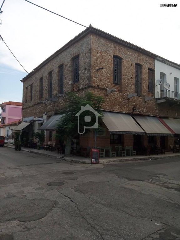Κτίριο 760 τ.μ. πρός ενοικίαση, Λακωνία, Γύθειο