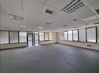Επιχειρηματικό κτίριο 1.470 τ.μ. για ενοικίαση