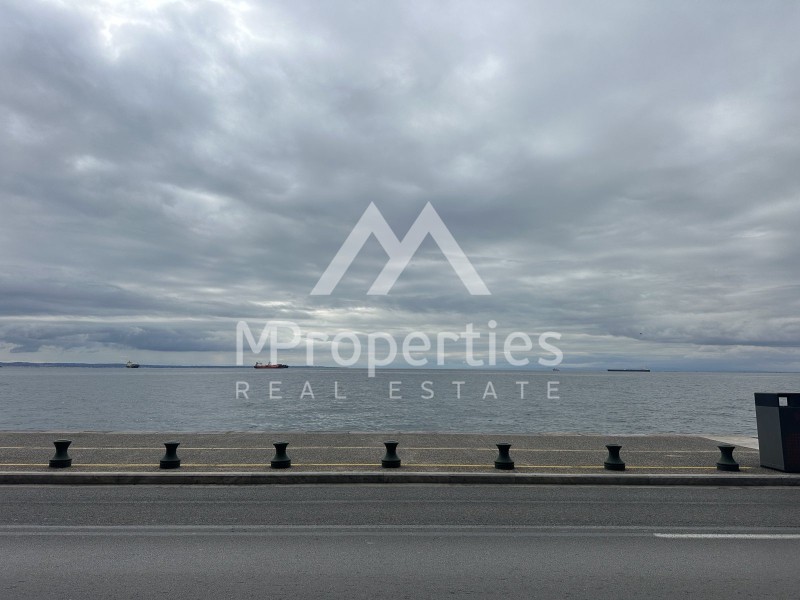Κατάστημα 410 τ.μ. προς πώληση, Κέντρο Θεσσαλονίκης