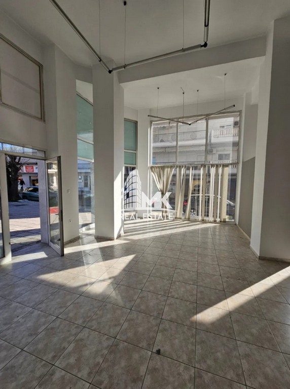 Κατάστημα 436 τ.μ. προς πώληση, Κέντρο Ευόσμου