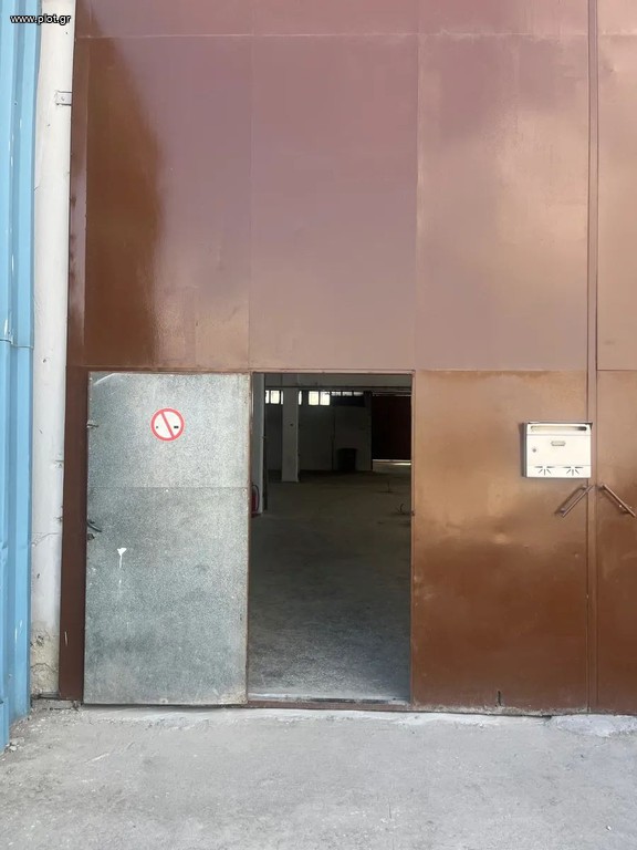 Βιομηχανικός χώρος 900 τ.μ. προς ενοικίαση, Καλοχώρι Εχεδώρου
