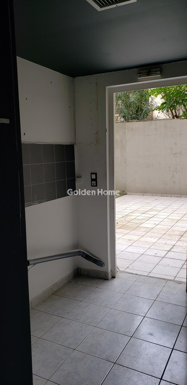 Κατάστημα 90 τ.μ. προς ενοικίαση, Παντοκράτορος