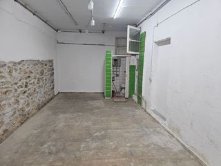 Store 55 sqm for rent